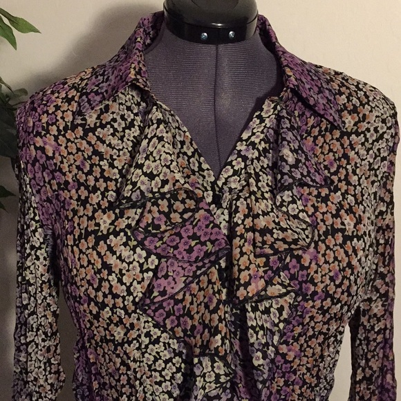 💗 Vintage purple dressy top with frills - Picture 6 of 8